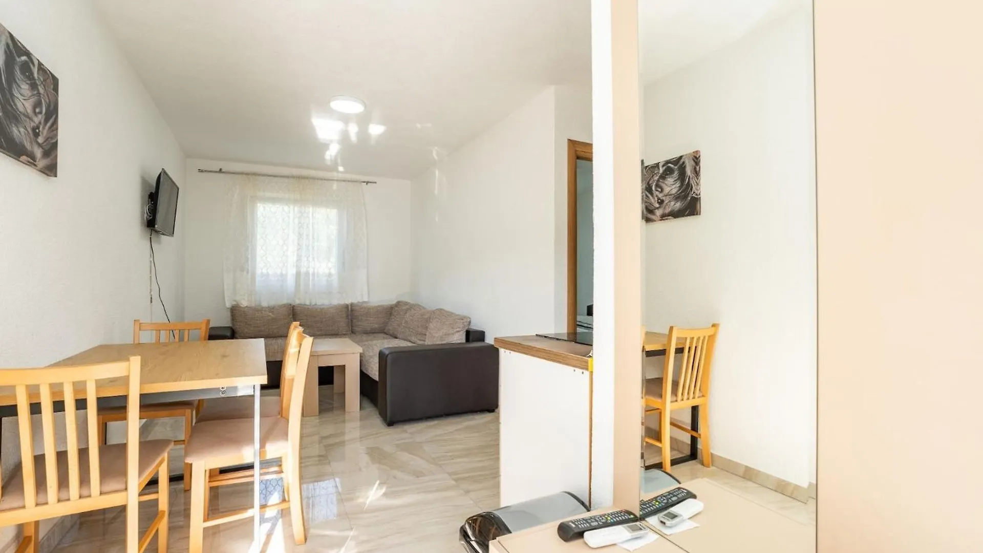 Guest Gouse Stipanovi Dvori - Three Bedroom Apartment With Terrace 8 ベンコヴァツ
